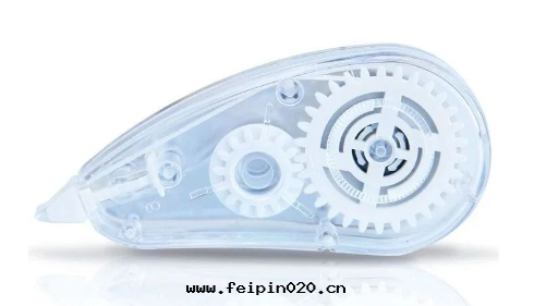 透明(míng)PET薄膜的(de)性(xìng)能(néng)特(tè)点