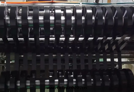 黑(hēi)色(sè)PET薄膜的行業用途